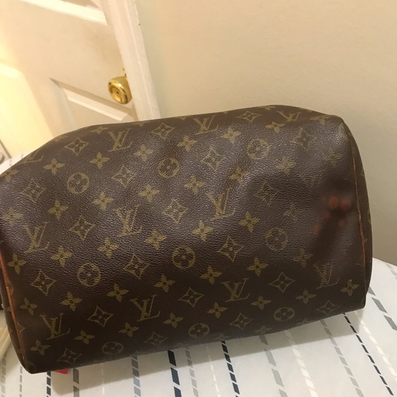 Louis Vuitton Handbags - Authentic LV Speedy 30